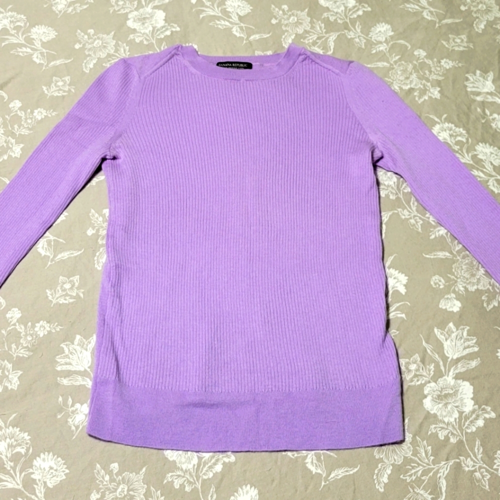 Banana Republic ~ Long Sleeve Merino Wool Shirt.